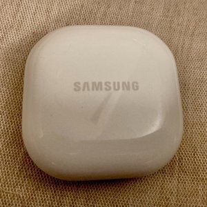 samsung galaxy buds 2